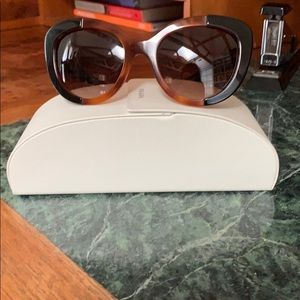 Burberry sunglasses